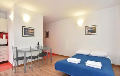 Tlocrt objekta Stunning Home In Duce