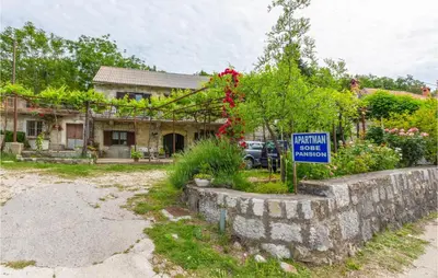 Zgrada u kojoj se nalazi apartman