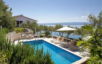 Bazen u objektu Holiday Home Agmatosa Iii ili u blizini