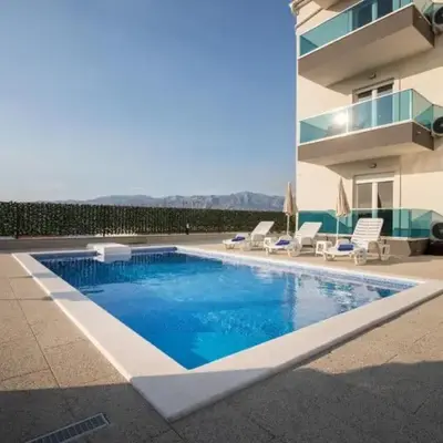 Apartments Jakov