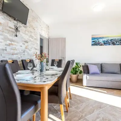 Lovely Apartment In Suvi Potok