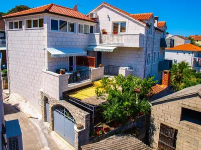 Zgrada u kojoj se nalazi apartman