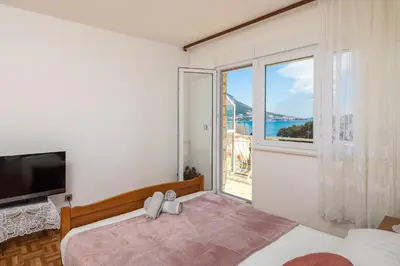 TV i/ili zabavni centar u objektu Sunny Beach Resort