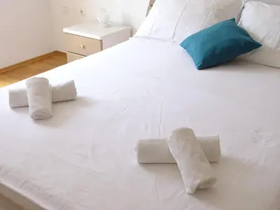 Krevet ili kreveti u jedinici u objektu 6-pax Apartment ON THE BEACH - TOP Floor, Great sea view, Parking ensured