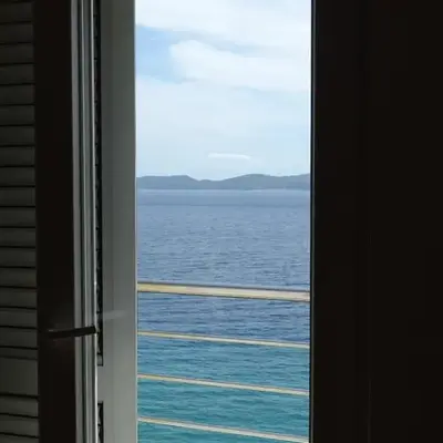 6-pax Apartment ON THE BEACH - TOP Floor