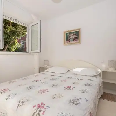 Apartment Tom