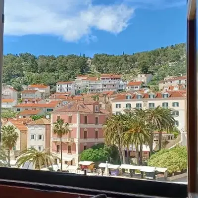 Apartment Lilly with Amazing City View