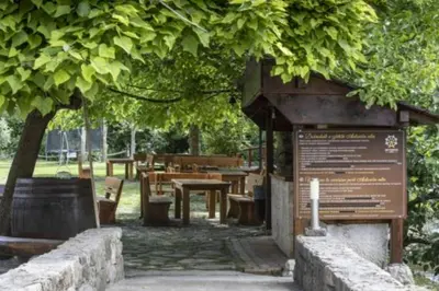 Vrt u objektu Relax apartment Split area with jacuzzi and mountain view