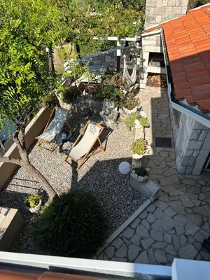 Zgrada u kojoj se nalazi apartman