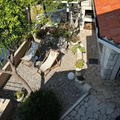 Romantic Stone- Studio apartman