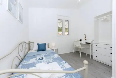 Krevet ili kreveti u jedinici u objektu Vista Mare Apartment - 3 Bedroom, Sea View