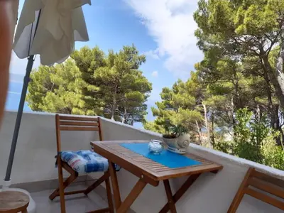 Balkon ili terasa u objektu Peace and quiet apartment in Brela, Croatia