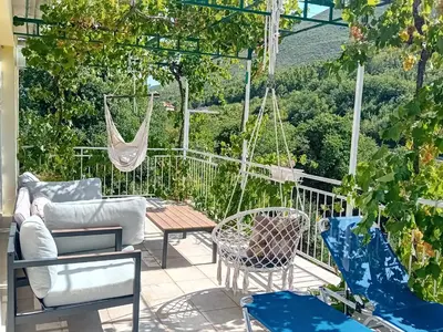 Bazen u objektu APARTMAN Josipa Slime ili u blizini