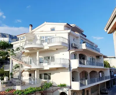 Zgrada u kojoj se nalazi apartman