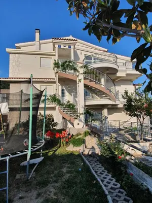 Zgrada u kojoj se nalazi apartman