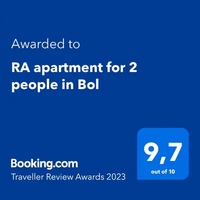 Certifikat, nagrada, logo ili neki drugi dokument izložen u objektu RA apartment for 2 people in Bol