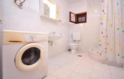 Kupaonica u objektu Holiday Home Gata Ostrvica