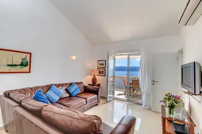 TV i/ili zabavni centar u objektu Villa Katarina