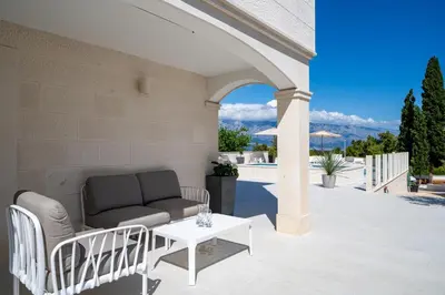 Balkon ili terasa u objektu Villa Levante Apartments, quiet location and close to beach, only 300 m from sea