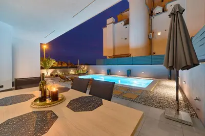 Bazen u objektu Holiday home South cliff ili u blizini
