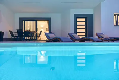 Bazen u objektu Holiday home South cliff ili u blizini