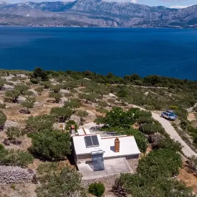 Secluded holiday house Cove Vela Lozna