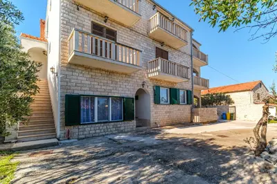 Zgrada u kojoj se nalazi apartman