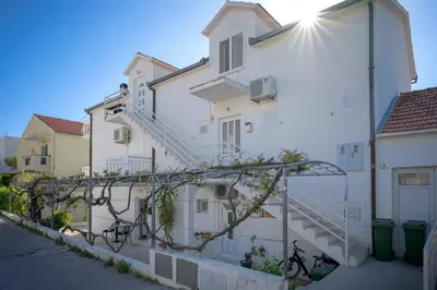 Zgrada u kojoj se nalazi apartman