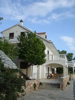 Zgrada u kojoj se nalazi apartman