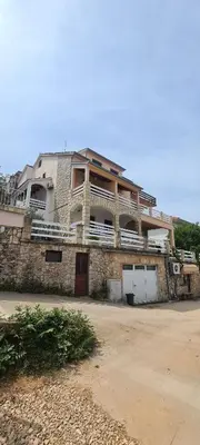 Zgrada u kojoj se nalazi apartman