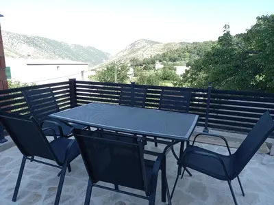 Pogled na planine ili pogled na planine iz apartmana