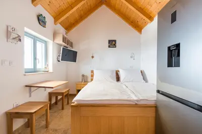 Krevet ili kreveti u jedinici u objektu House with a swimming pool - Olive Grove Sumartin