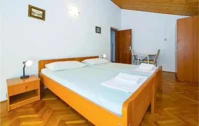 Krevet ili kreveti u jedinici u objektu Beautiful Apartment In Podstrana
