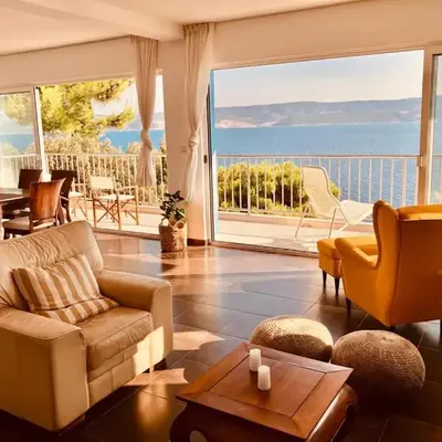 Blue Beach Villa with BBQ