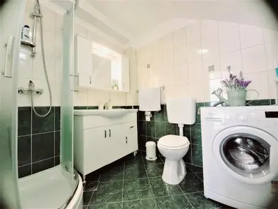 Kupaonica u objektu Apartment Megi in Supetar historical core