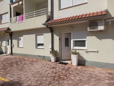 Zgrada u kojoj se nalazi apartman