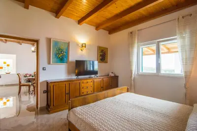 TV i/ili zabavni centar u objektu Seaview Residence