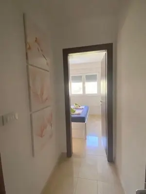 Krevet ili kreveti u jedinici u objektu Luxury Apartment Ani 100m to See with Pool & Parking