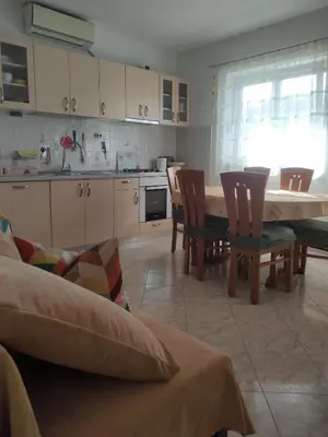 Kuhinja ili čajna kuhinja u objektu Kuća za odmor Boris