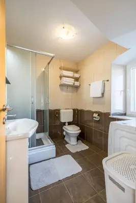 Kupaonica u objektu Seafront Villa Denis