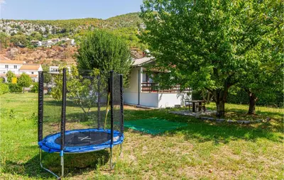 Bazen u objektu 3 Bedroom Lovely Home In Blato Na Cetini ili u blizini