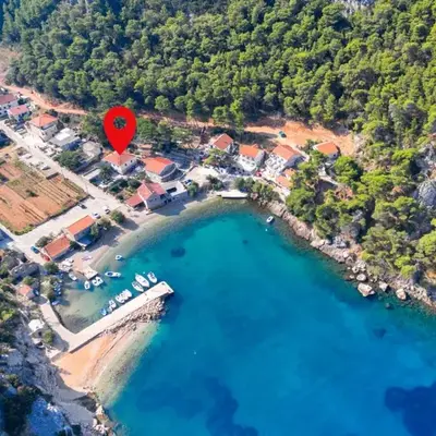 Apartments by the sea Cove Vela Stiniva