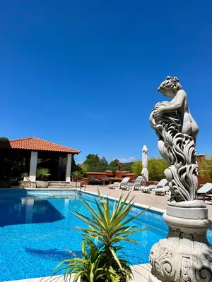 Bazen u objektu Apartman Gorana with swimming pool ili u blizini