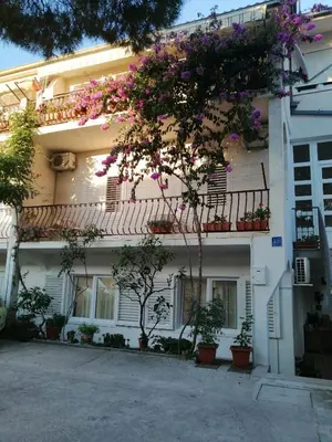 Zgrada u kojoj se nalazi apartman