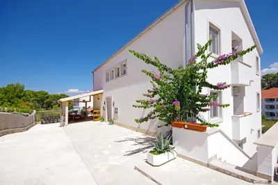 Zgrada u kojoj se nalazi apartman