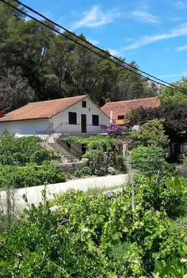 Zgrada u kojoj se nalazi apartman