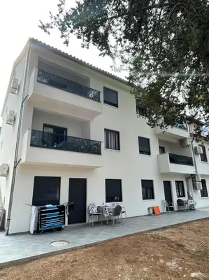 Zgrada u kojoj se nalazi apartman