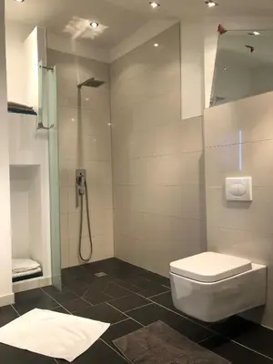 Kupaonica u objektu Apartmani Sandi