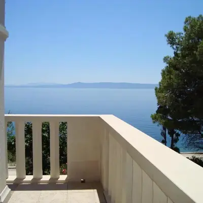Villa Adagio Apartments