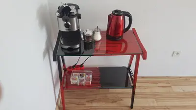 Sadržaji za pripremu kave/čaja u objektu Apartmani LuMa / apartman Luka